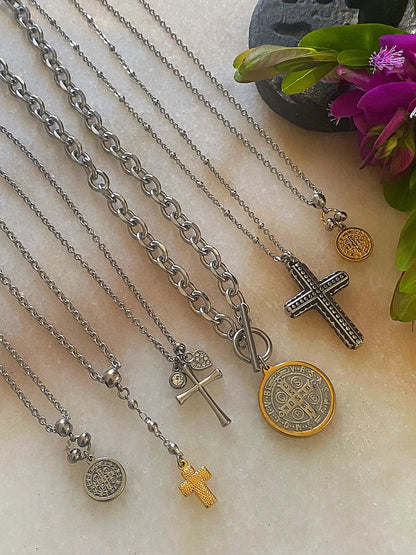 DAINTY CROSS NECKLACE